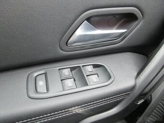 Dacia Duster 1.3 TCe 150 Extreme 4x4 - 11