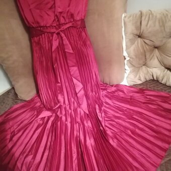 Večerní vínové šaty vel.42-46 - 11