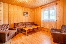 Prodej chaty s 3 apartmány, 231 m, pozemek 688 m - 11