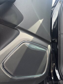 Audi Q3 2.0 TDI 110kw S-line / manual/ top stav/ Bose - 11