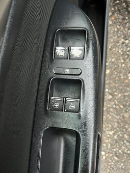 Škoda octavia 2 1.9 TDI 77kw - 11