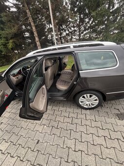 Volkswagen Passat B6 Variant 2.0 TDI 4Motion - 11