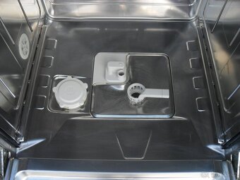 VESTAVNÁ MYČKA MIELE,LUXUSNÍ ZNAČKA,NEREZ,LCD,TURBO.tř.A+ - 11