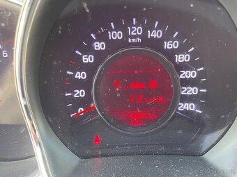 Kia ceed Sw 1,6 GDI 99kw Exclusive - 11