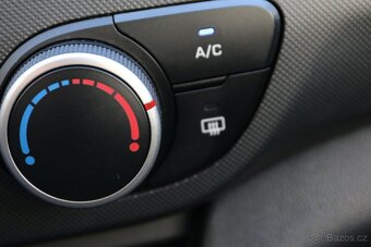 Hyundai i10 1.0 48KW, ČR, 37 000 KM - 11