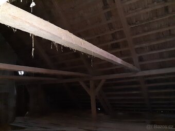 Staré trámy a prkna - 11