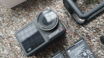 DJI Osmo Action 4 Adventure Combo - 11