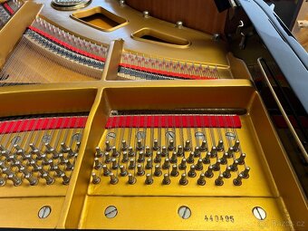 Klavír Petrof mod. III r.v 1988 se zárukou, doprava zdarma - 11