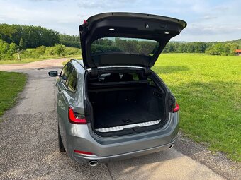 BMW 330e G21 Touring/215 kW/odp. DPH/r. 2024/nové - 18 km - 11