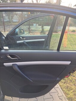 Škoda Octavia 2.0 TDi 103 kW - 11