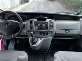 Opel Vivaro 9 míst 2.5 cdti 107 kw - 11