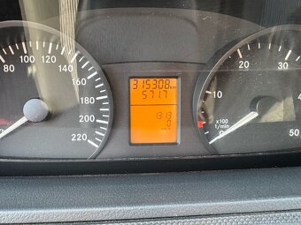 Mercedes-Benz Vito,  nezávislé topení, solár - 11