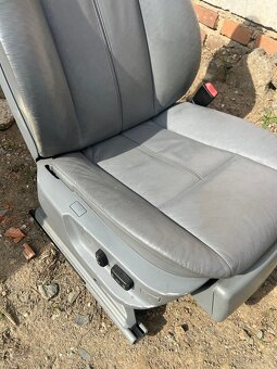 Interiér BMW e39 touring - 11