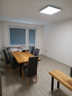 Nabízíme spolubydlení v bytě 3+1 s balkónem - 11