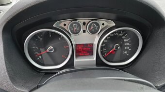 Ford C-Max 2.0 TDCi - 11