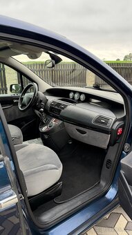 CITROEN C8 2.0HDI 100kw. 7-MIST - 11
