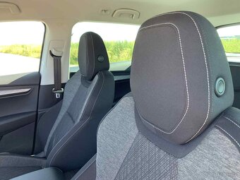 Škoda Karoq 2.0 TDi 110 kW/Style Plus/DSG/4×4/Tažné/Záruka - 11