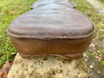 Jawa CZ kyvacka - sedlo kytara - 11