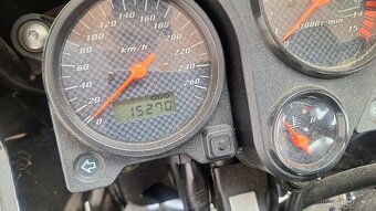 Honda Hornet S 600 70kw 2000 15tkm snížená - 11