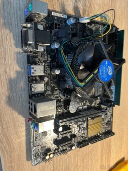 Rychlá a nevyužívaná deska ASUS H110M-K+i3-7320+4GB - 11