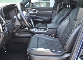 Kia Sorento 2.2CRDi SCR 4X4 8DCT TOP ZÁRUK - 11