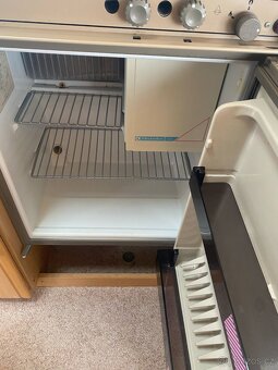 Dethleffs Camper 450/ 100 km/h - 11