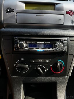 Citroen C4 1.4l 16V 2008 - 11