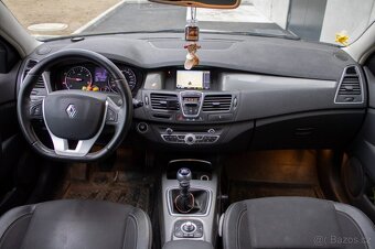 Renault Laguna Grandtour Grand 2.0 dCi 4control - 11