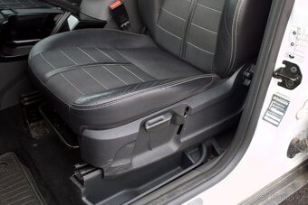 Ford Kuga 2.0 TDCi Titanium AWD / 103kW / M6 / 2013 - 11