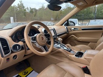 Porsche Cayenne 2016 - 11
