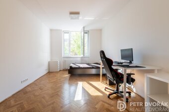 Pronájem bytu 3+kk 84 m2 Jankovcova, Praha 7 Holešovice - 11