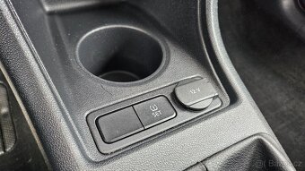 Škoda Citigo 1.0 MPI, r.v. 2017, 1.Majitel, Klimatizace - 11
