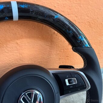 VOLANT VOLKSWAGEN R RLINE GTD GTI - KOZA / Modry KARBÓN - 11