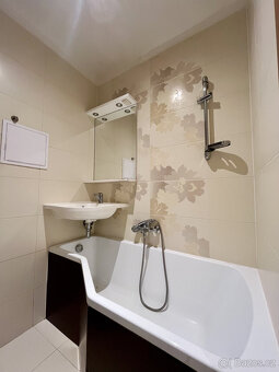 Pronájem bytu 1+1, Lískovecká, Frýdek, 11300 Kč/měs, 29 m2 - 11