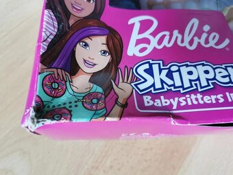 Mattel Barbie chůva Skipper (sestřička) na hřišti herní set - 11