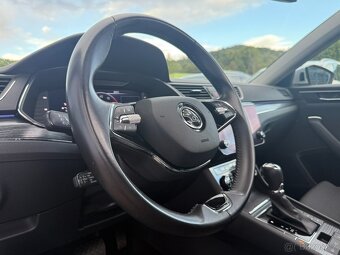 Škoda SUPERB 2.0 TDi EVO DSG MATRIX VIRTUAL KAMERA PANORAMA - 11