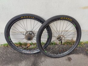 Zapletená kola, bontrager, syncros 29; 27,5 - 11