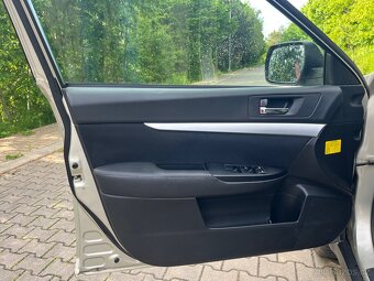 Subaru Outback 2.0 D - 11