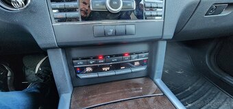 PRODÁM MERCEDES BENZ E350CDI 1 majitel 2009 - 11