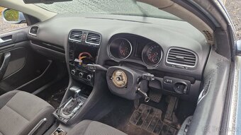 VW golf VI. karoserie + dveře +díly z jiného vozu černá met - 11