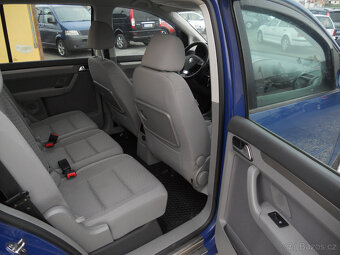 Volkswagen Touran 2.0 TDi 103Kw - 11