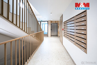 Prodej bytu 3+kk 83 m² se zahrádkou 104 m² Brandýs nad Labem - 11