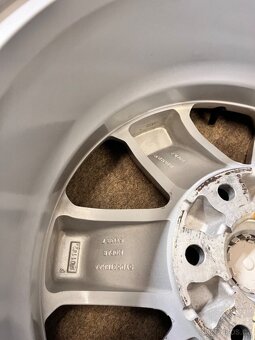 6x139.7 R18 ORIGINÁL Alu Dodge RAM 1500 + senzor - TOP - 11