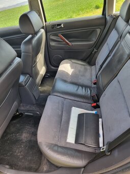 VW Passat 1.9 Tdi  Highline - 11