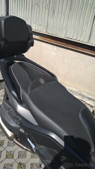 Yamaha X-max 400 + doplňky - 11