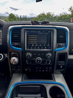 Dodge RAM 1500 Sport  5,7L V8 - 11
