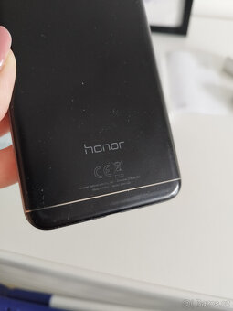 Telefon mobil Honor 7A perfektní stav - 11