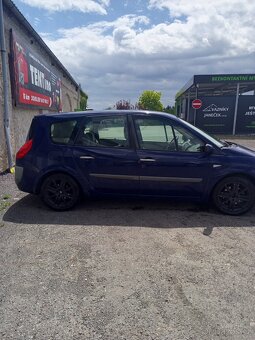 Renault Grand Scenic 2 - 11