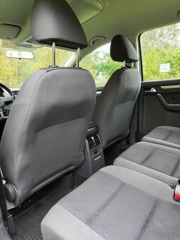 Volkswagen Touran 1.6 TDI BlueMotion Technology Comfortline - 11