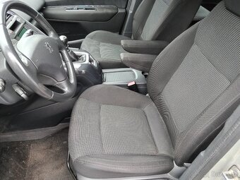 Peugeot 5008 1.6Hdi 82kw - 11